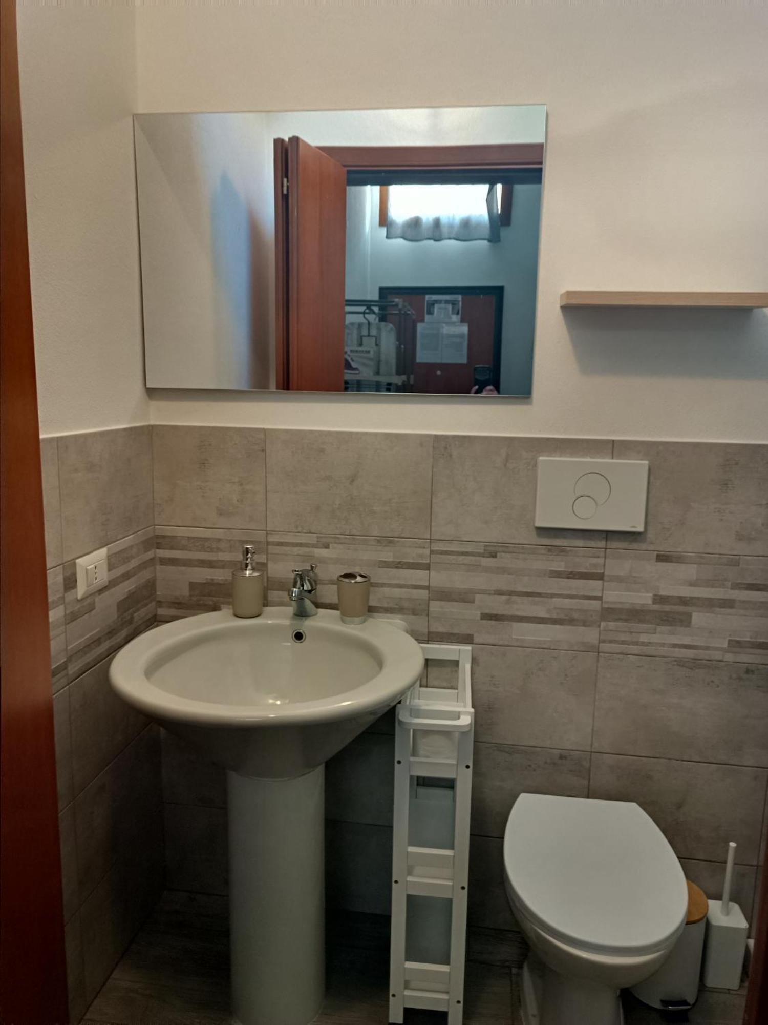 Casa Vacanza Monoboito Quartu SantʼElena Buitenkant foto